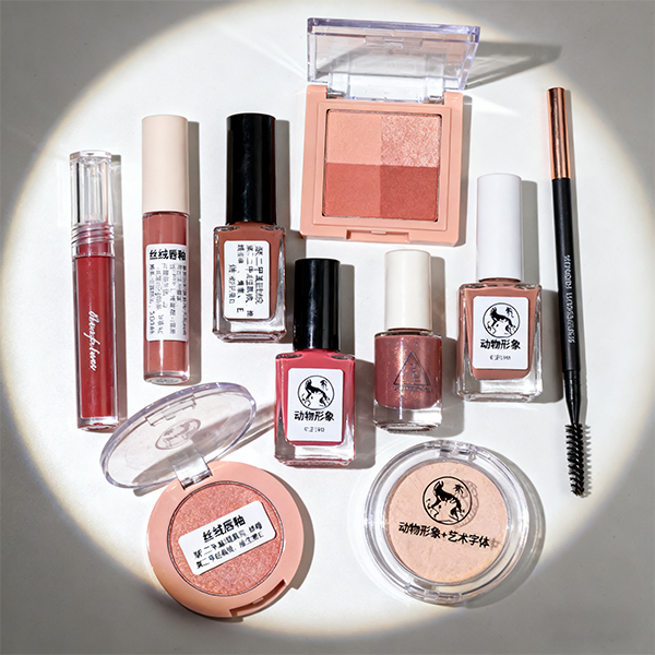 L&aring;t de sm&aring; sj&auml;lvh&auml;ftande etiketterna bli en 'pluspunkt' f&ouml;r ditt varum&auml;rke!